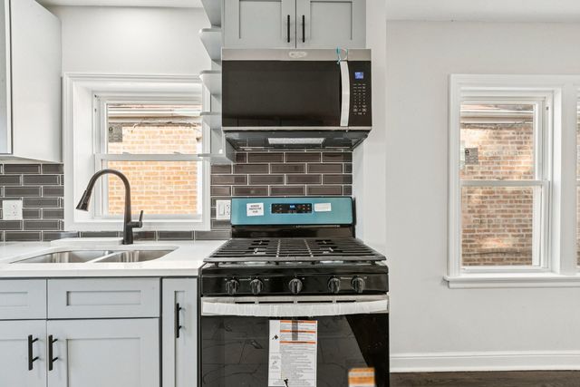 14510 S Emerald Avenue, Riverdale, IL 60827