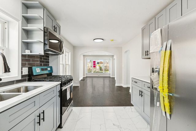 14510 S Emerald Avenue, Riverdale, IL 60827