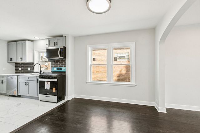 14510 S Emerald Avenue, Riverdale, IL 60827