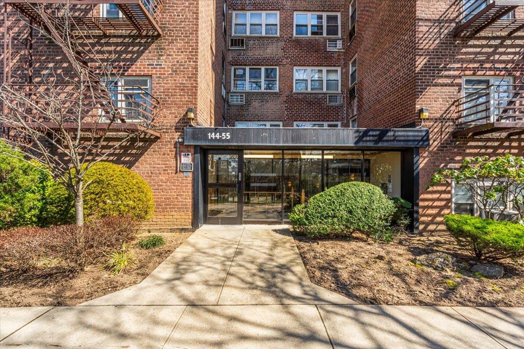 144-55 Melbourne Avenue 3J, Flushing, NY 11367