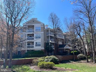 2204 WESTCOURT LN #113, Herndon, VA 20170