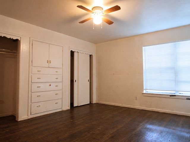 627 Kingston Drive, Irving, TX 75061
