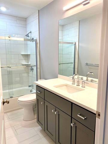 23 Taylor St 2, Waltham, MA 02453