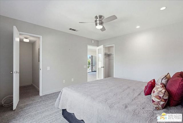 1150 E Amado Road 16B2, Palm Springs, CA 92262