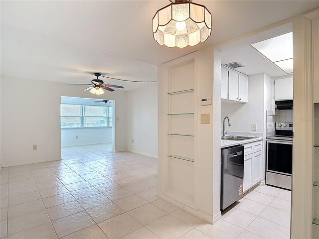 5132 AMULET DRIVE 105, New Port Richey, FL 34652