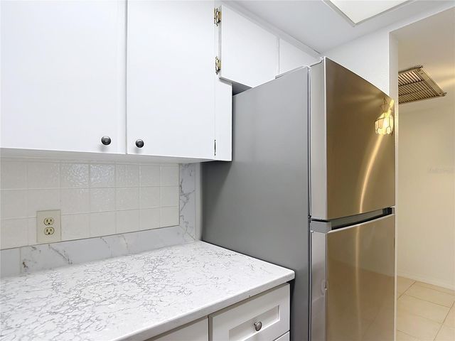 5132 AMULET DRIVE 105, New Port Richey, FL 34652