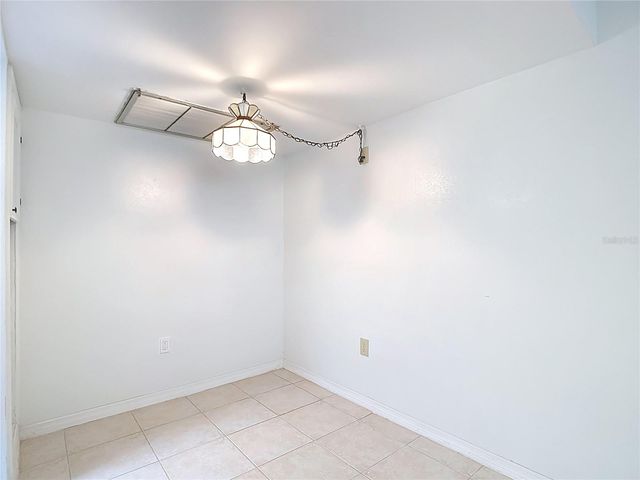 5132 AMULET DRIVE 105, New Port Richey, FL 34652