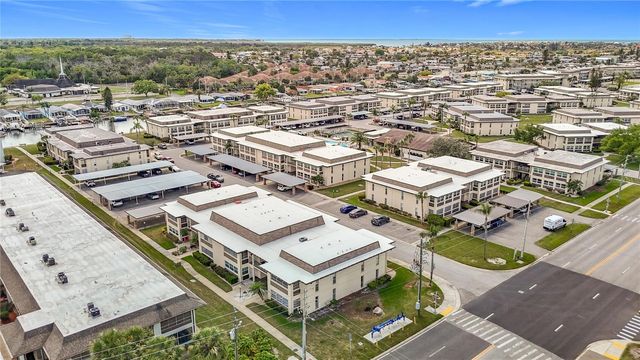 5132 AMULET DRIVE 105, New Port Richey, FL 34652