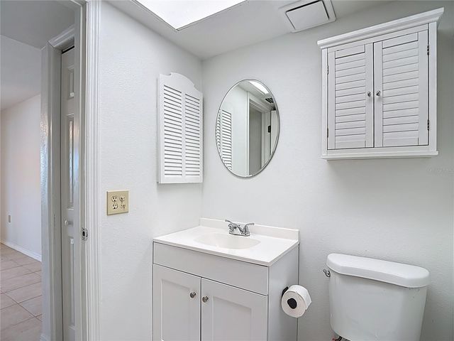 5132 AMULET DRIVE 105, New Port Richey, FL 34652