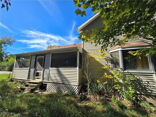 966 Oak Street, Grafton, OH 44044