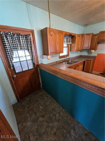 966 Oak Street, Grafton, OH 44044