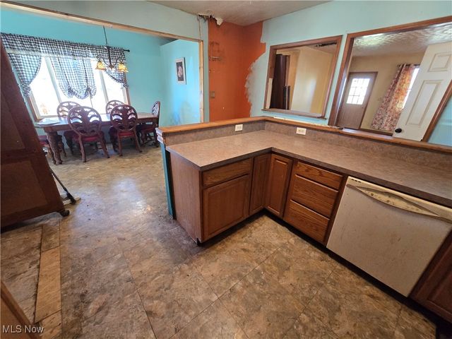 966 Oak Street, Grafton, OH 44044