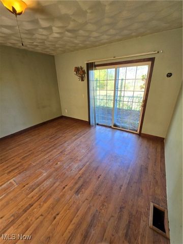 966 Oak Street, Grafton, OH 44044