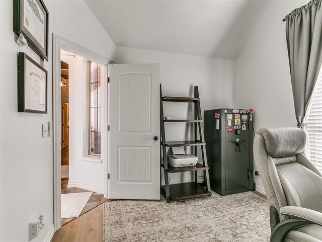 1320 Sonoma Lakes Boulevard, Moore, OK 73160