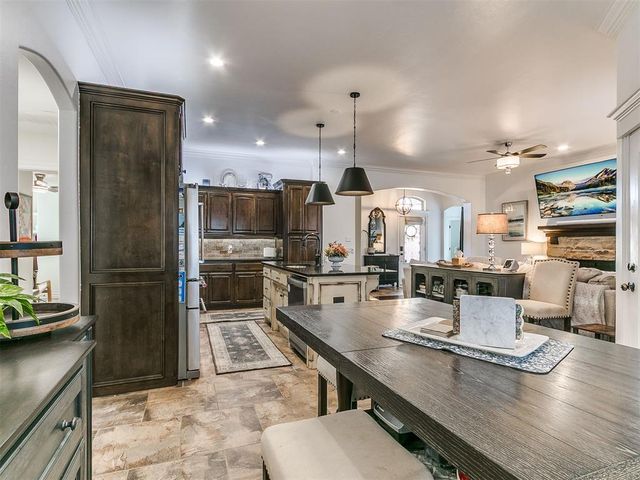 1320 Sonoma Lakes Boulevard, Moore, OK 73160