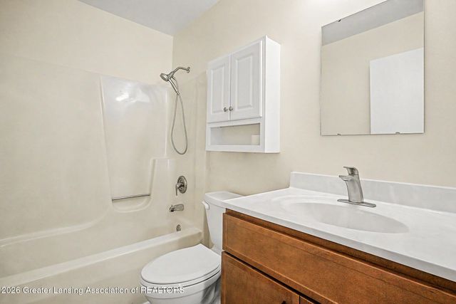 8350 E Spicerville Highway, Eaton Rapids, MI 48827