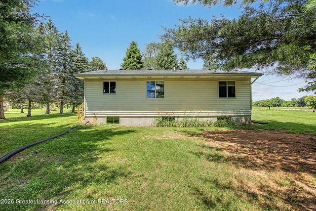 8350 E Spicerville Highway, Eaton Rapids, MI 48827