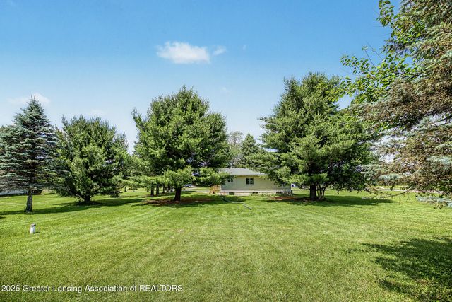 8350 E Spicerville Highway, Eaton Rapids, MI 48827