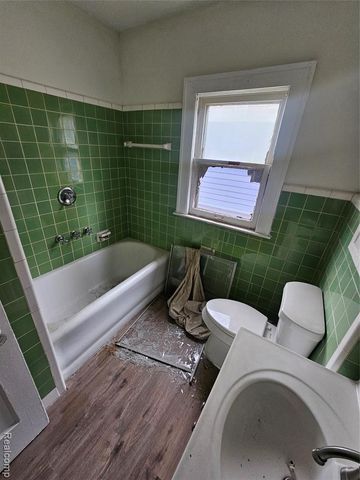 2930 Taylor Street, Detroit, MI 48206