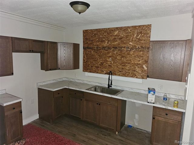 2930 Taylor Street, Detroit, MI 48206