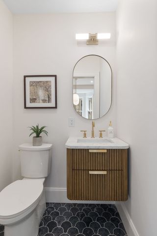 24 Wendell Street 2, Cambridge, MA 02138