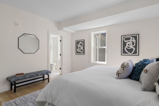 24 Wendell Street 2, Cambridge, MA 02138