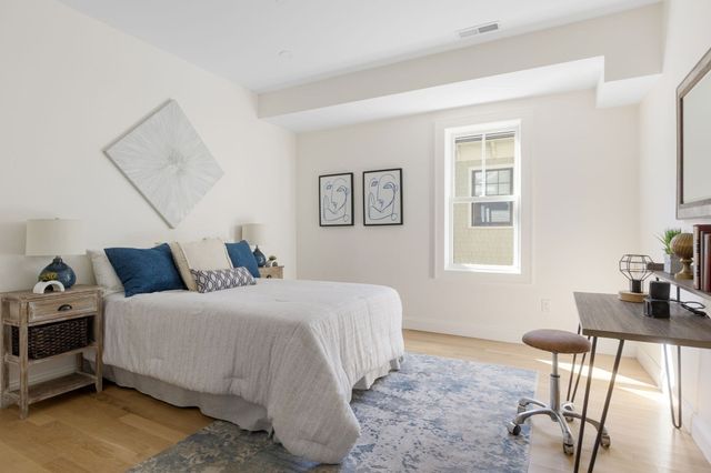 24 Wendell Street 2, Cambridge, MA 02138