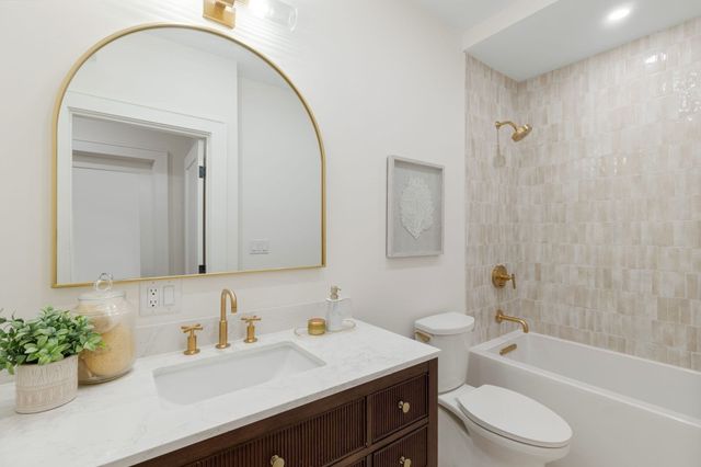 24 Wendell Street 2, Cambridge, MA 02138