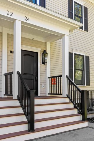 24 Wendell Street 2, Cambridge, MA 02138