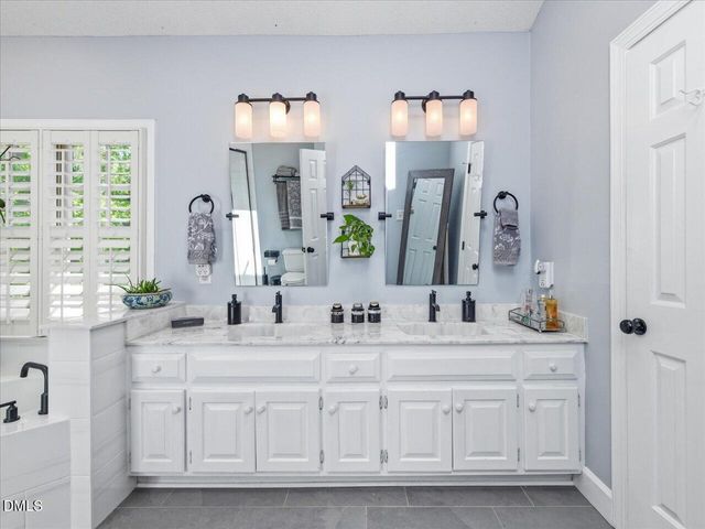 101 Kiawah Drive, Cary, NC 27513