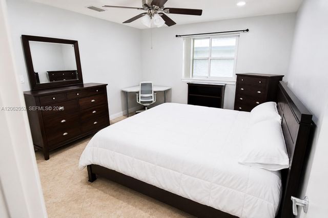 2430 Sabal Palm Dr, Miramar, FL 33023