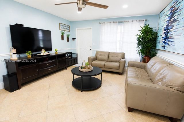 2430 Sabal Palm Dr, Miramar, FL 33023