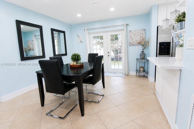 2430 Sabal Palm Dr, Miramar, FL 33023