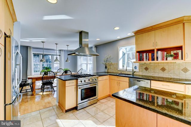 9 JAMIESON PL, Princeton Junction, NJ 08550