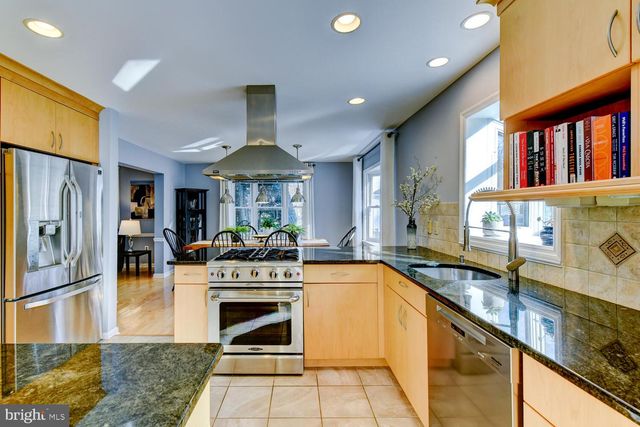 9 JAMIESON PL, Princeton Junction, NJ 08550