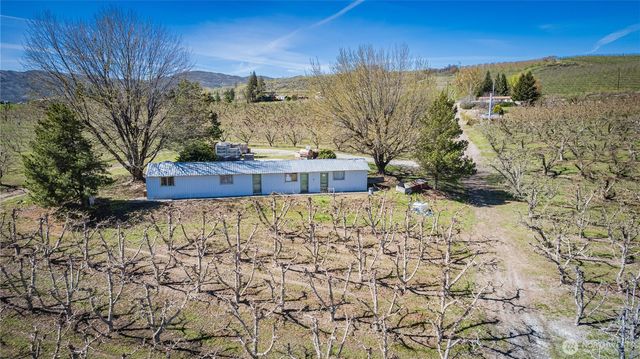 1096 Highway 7, Tonasket, WA 98855