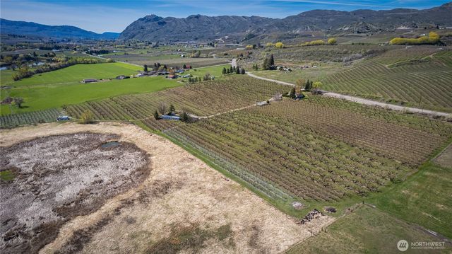 1096 Highway 7, Tonasket, WA 98855