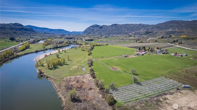 1096 Highway 7, Tonasket, WA 98855