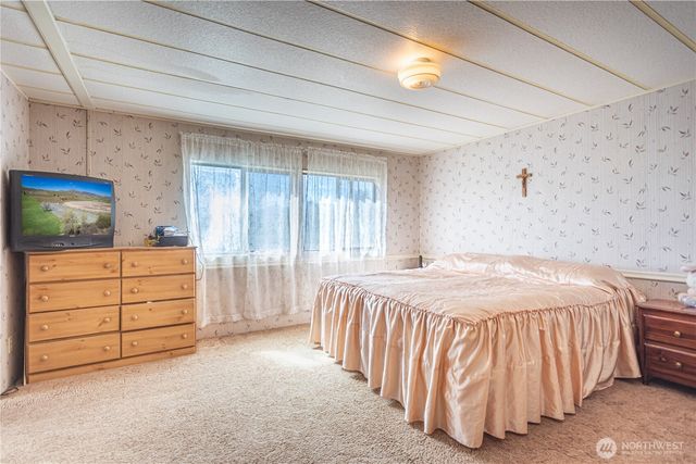 1096 Highway 7, Tonasket, WA 98855