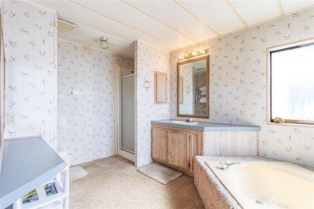 1096 Highway 7, Tonasket, WA 98855