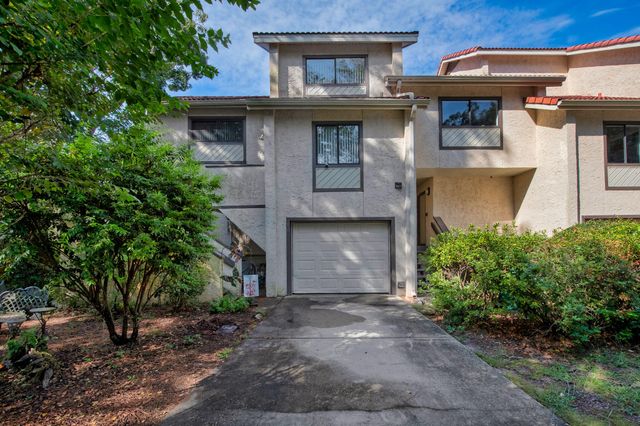 10 Marina Cove Drive, Niceville, FL 32578