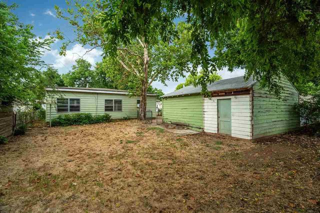 523 W INWOOD DRIVE, Wichita Falls, TX 76301