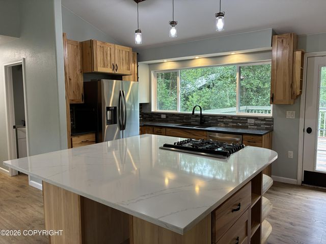 1950 N Cottonwood Loop, Wasilla, AK 99654