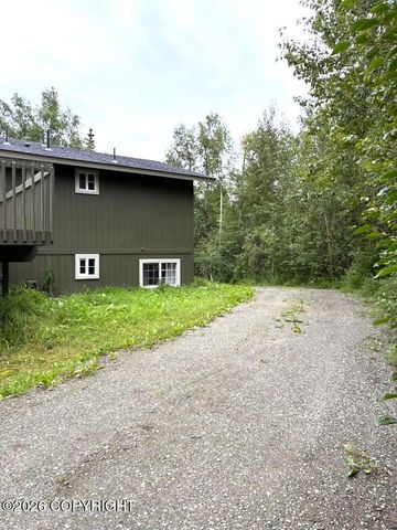 1950 N Cottonwood Loop, Wasilla, AK 99654