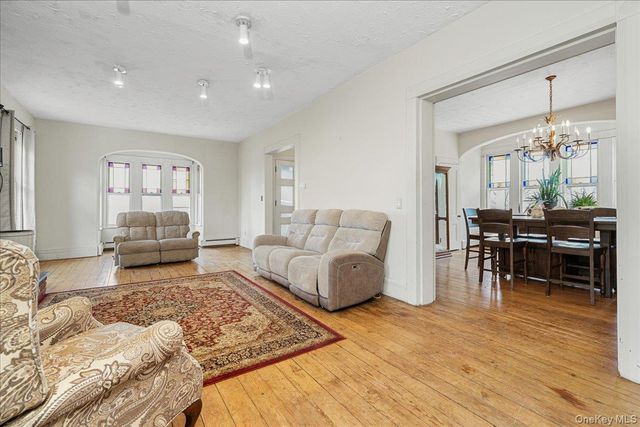 14 Maple Avenue, Goshen, NY 10924