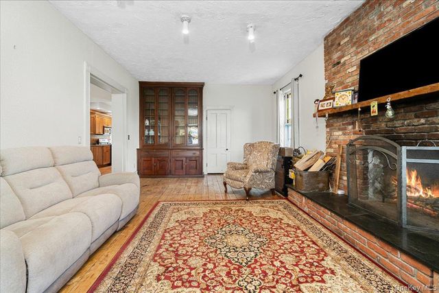 14 Maple Avenue, Goshen, NY 10924