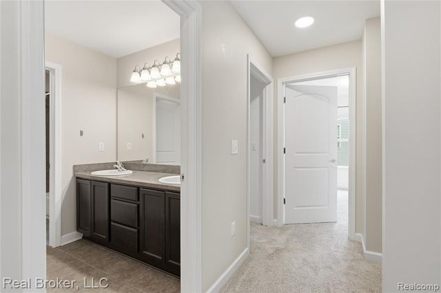 26978 Maxwell Court, Novi, MI 48374