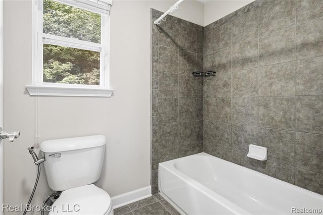26978 Maxwell Court, Novi, MI 48374