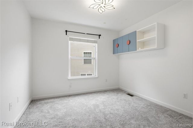 26978 Maxwell Court, Novi, MI 48374