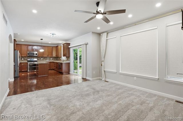 26978 Maxwell Court, Novi, MI 48374
